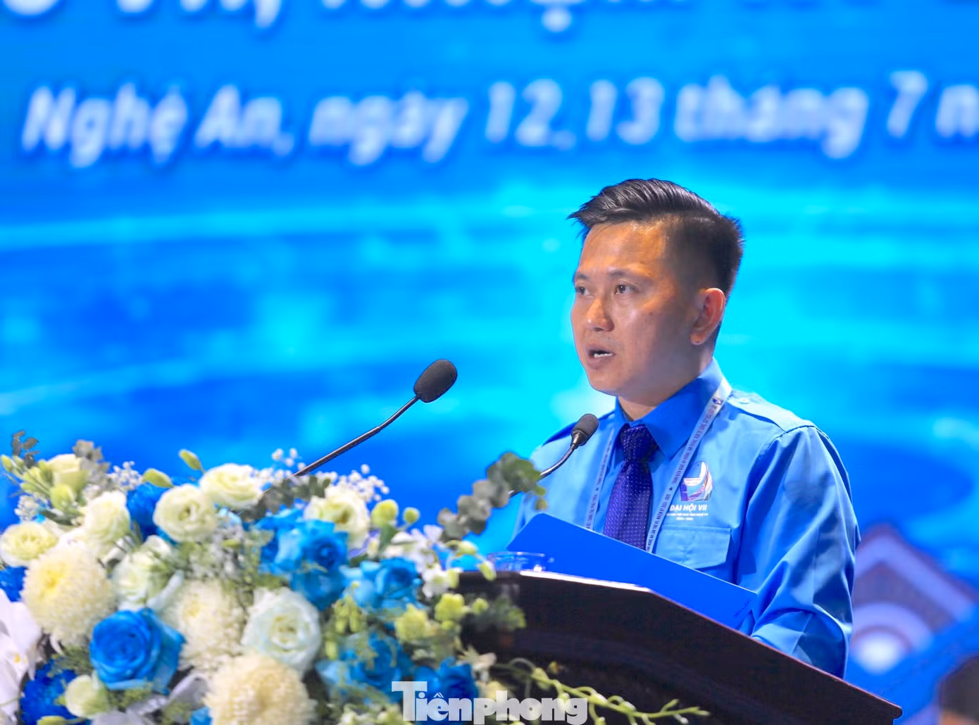 Anh Cao Xuân Thảo - Phó Chủ tịch Hội LHTN Nghệ An điều hành Đại hội.