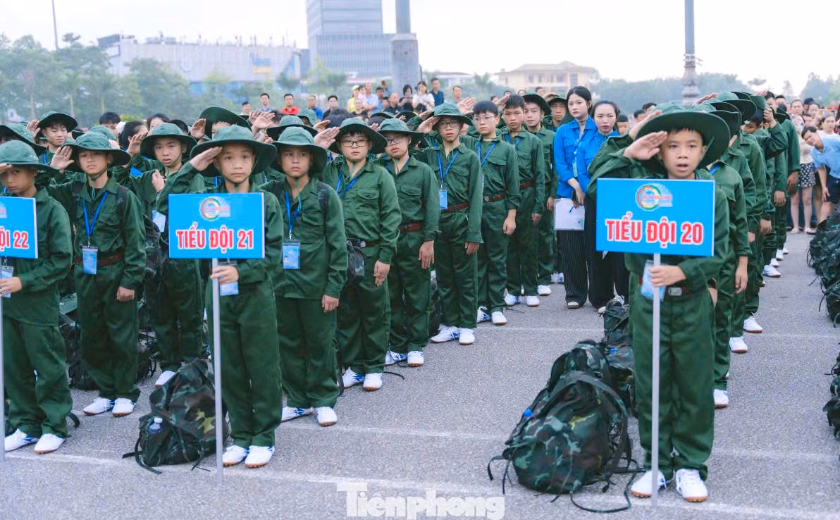 Chương trình năm nay có sự tham gia của 400 chiến sĩ nhí.