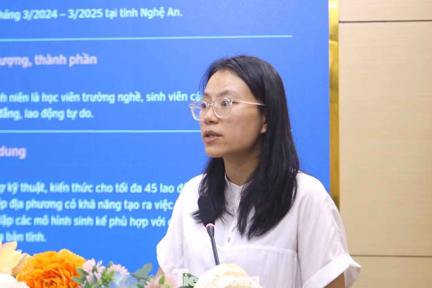 Bà Lê Hồng Nhung - Phó Trưởng ban Quốc tế T.Ư Đoàn đã trình bày những thông tin quan trọng về dự án. Bà Lê Hồng Nhung - Phó Trưởng ban Quốc tế T.Ư Đoàn đã trình bày những thông tin quan trọng về dự án.