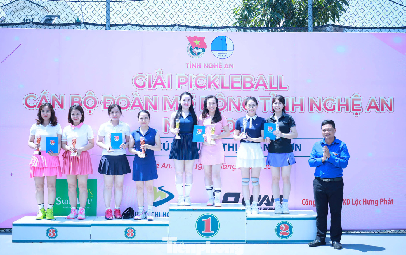 Kết thúc các lượt thi đấu, Ban tổ chức đã trao giải Nhất, Nhì và đồng giải Ba cho các đội ở các nội dung. Kết thúc các lượt thi đấu, Ban tổ chức đã trao giải Nhất, Nhì và đồng giải Ba cho các đội ở các nội dung.