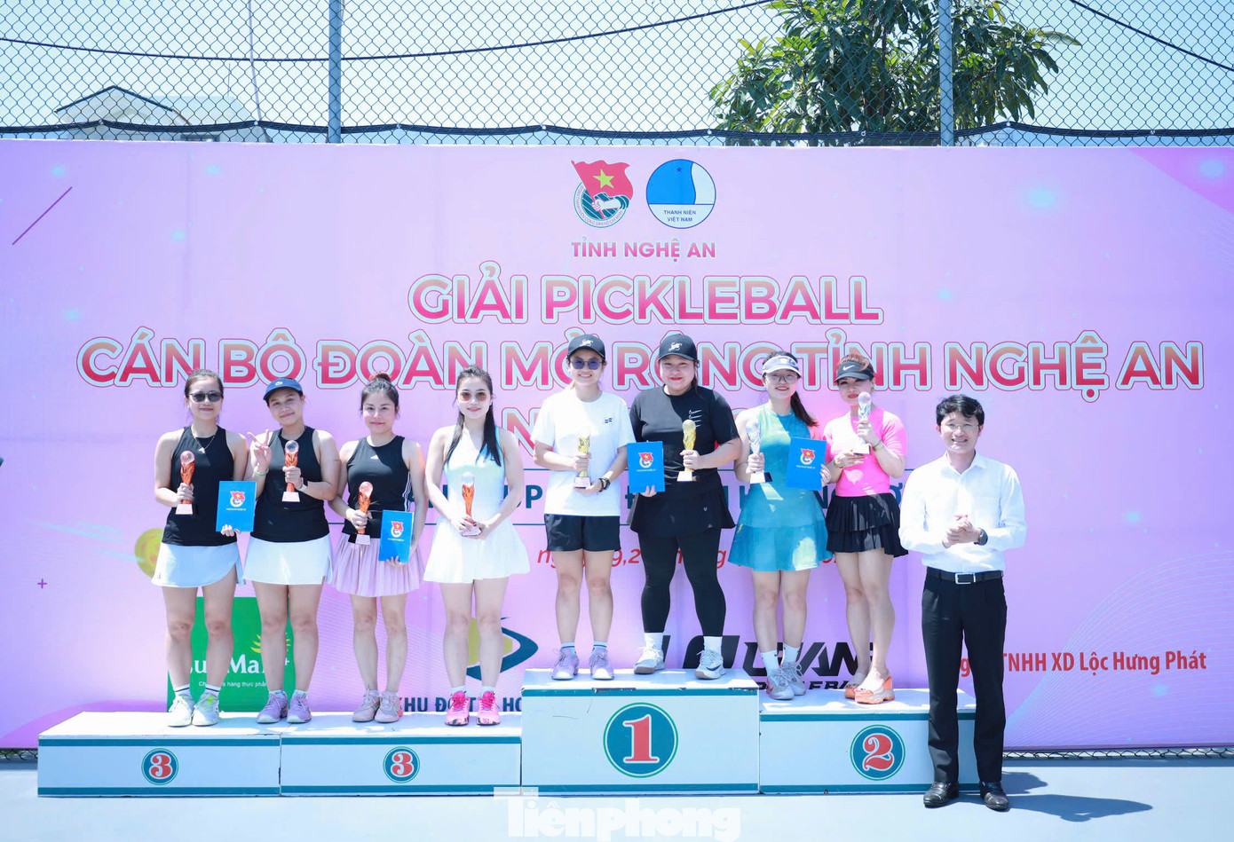 Kết thúc các lượt thi đấu, Ban tổ chức đã trao giải Nhất, Nhì và đồng giải Ba cho các đội ở các nội dung. Kết thúc các lượt thi đấu, Ban tổ chức đã trao giải Nhất, Nhì và đồng giải Ba cho các đội ở các nội dung.