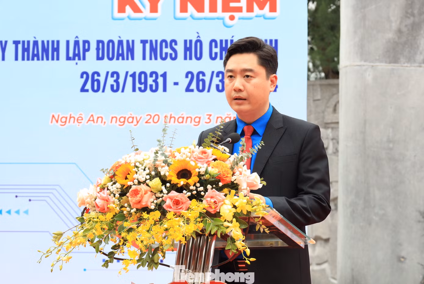 Bí thư Tỉnh Đoàn Nghệ An Lê Văn Lương phát biểu tại chương trình.