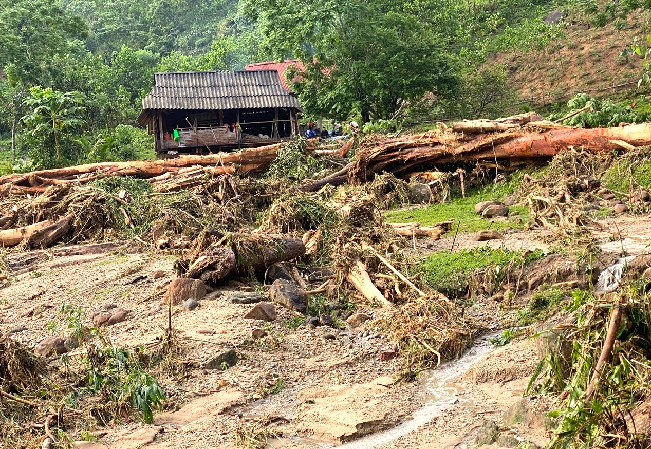 Thống kê ban đầu cho thấy, trận lũ quét đã gây thiệt hại hơn 3 tỷ đồng.