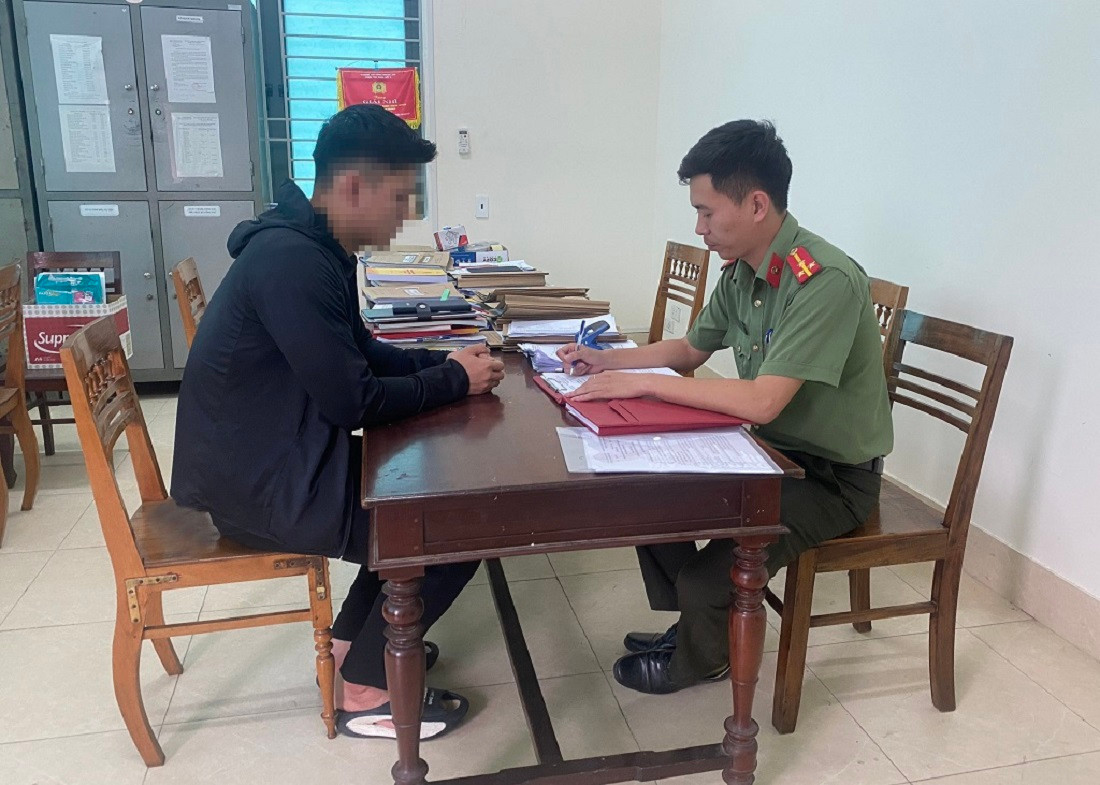 Công an làm việc với P.V.N.