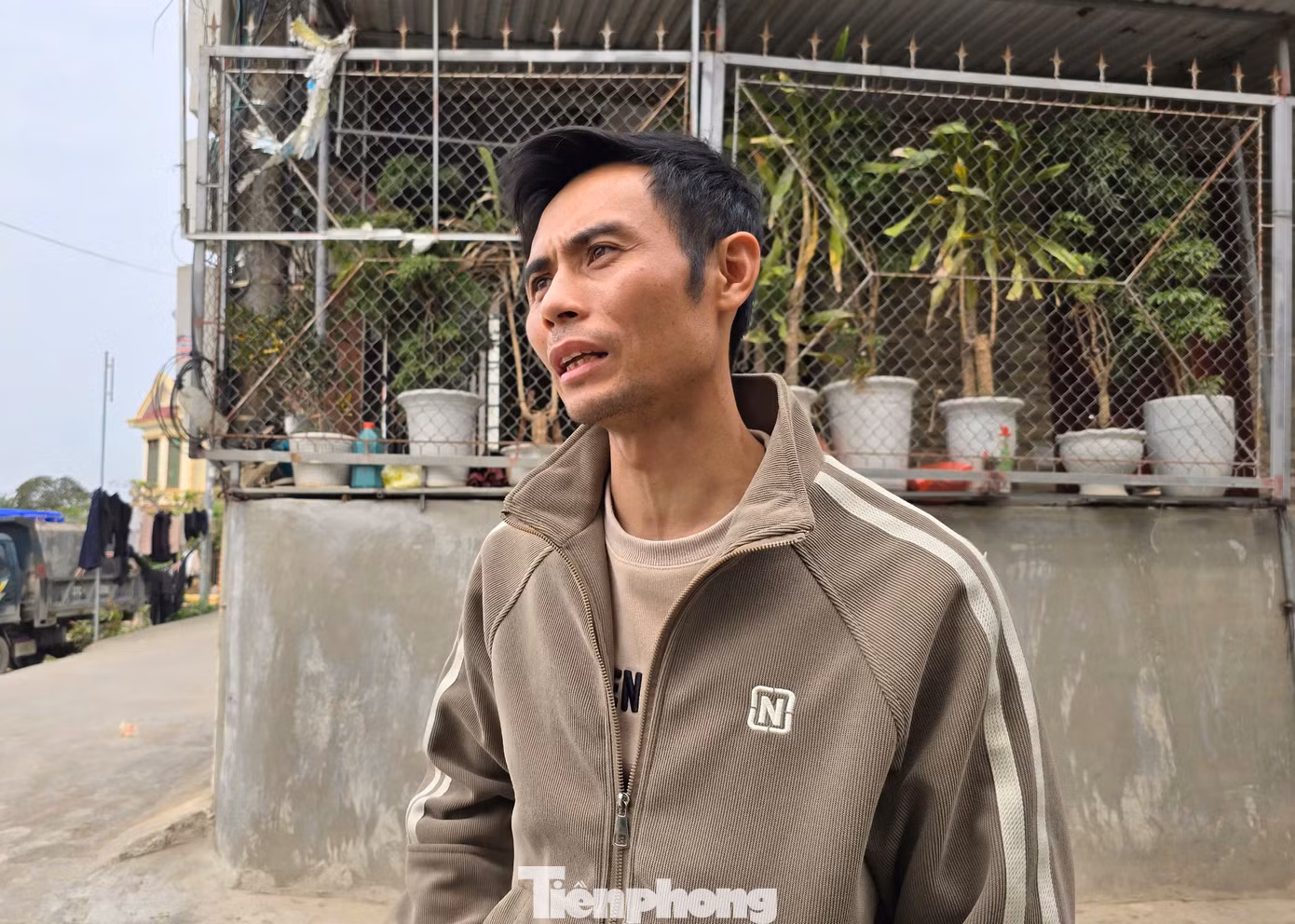 Từ lúc tàu cá và các ngư dân gặp nạn, chủ tàu Phạm Văn Đăng chưa phút nào chợp mắt vì lo lắng.