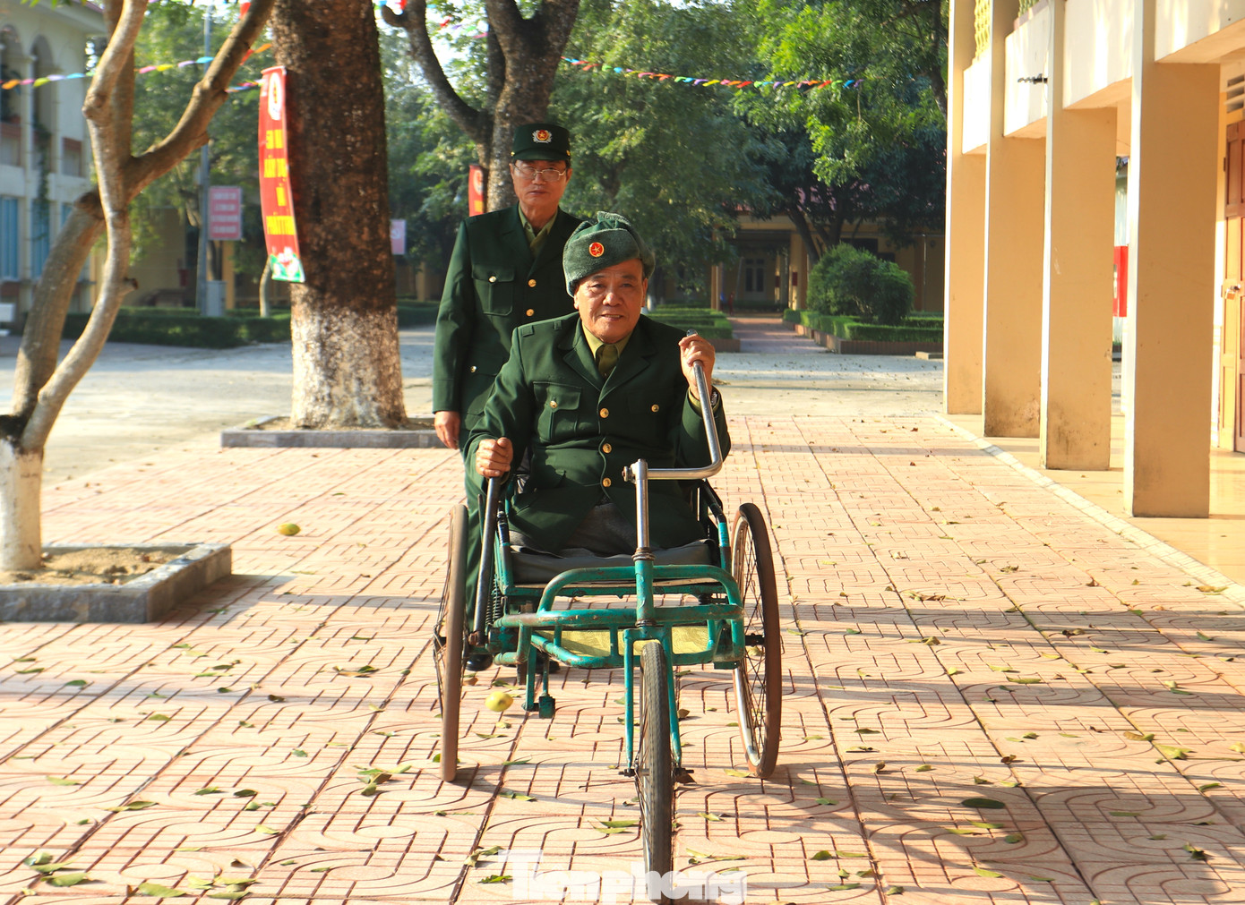Trung tâm Điều dưỡng thương binh Nghệ An đang điều trị, chăm sóc cho 56 thương bệnh binh, người có công. Trung tâm Điều dưỡng thương binh Nghệ An đang điều trị, chăm sóc cho 56 thương bệnh binh, người có công.