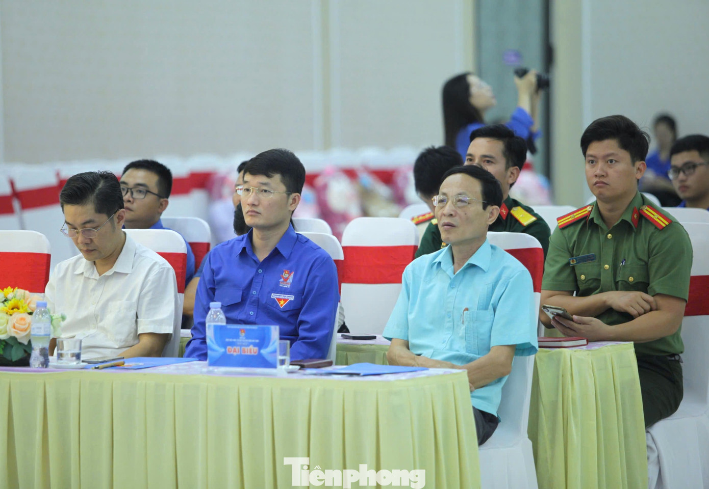 Đại biểu và ban giám khảo Hội thi Báo cáo viên, tuyên truyền viên giỏi cấp tỉnh lần thứ V năm 2024.