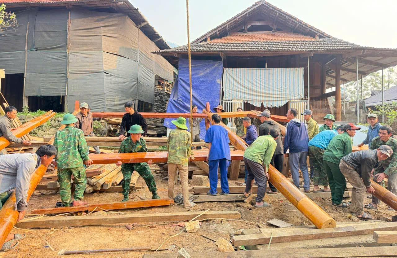 Lũy kế đến tháng 3/2025, toàn tỉnh Nghệ An đã xây dựng, sửa chữa được 12.718 nhà tạm, dột nát. Tỉnh này đặt mục tiêu đến ngày 31/8/2025 sẽ hoàn thành 9.052 nhà còn lại, gồm xây mới 4.713 căn, sửa chữa 4.339 căn. Lũy kế đến tháng 3/2025, toàn tỉnh Nghệ An đã xây dựng, sửa chữa được 12.718 nhà tạm, dột nát. Tỉnh này đặt mục tiêu đến ngày 31/8/2025 sẽ hoàn thành 9.052 nhà còn lại, gồm xây mới 4.713 căn, sửa chữa 4.339 căn.