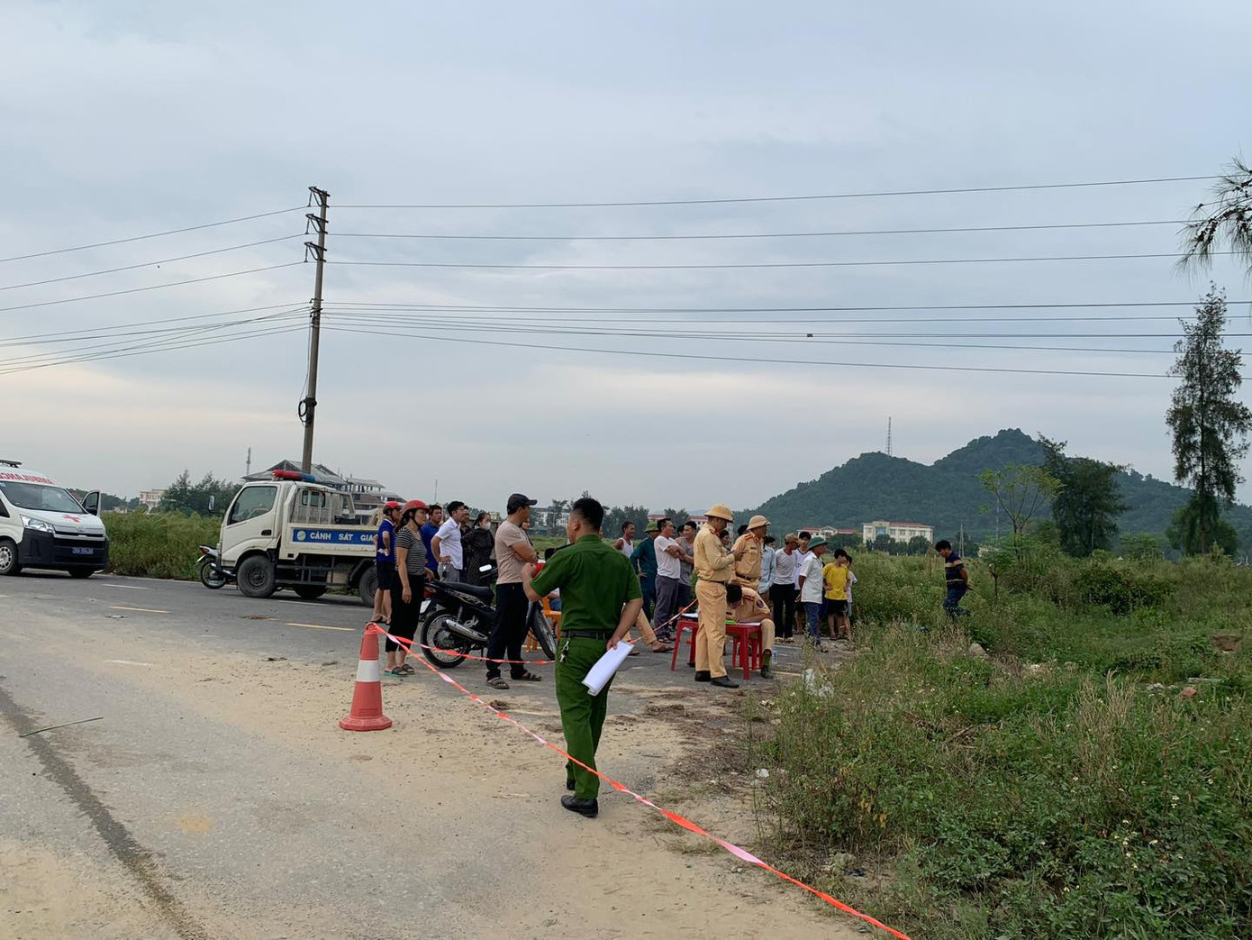 Nguyên nhân đang được cơ quan chức năng điều tra làm rõ.