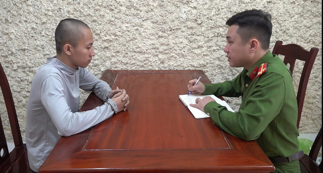 Đối tượng Võ An Hải đã có 1 tiền án về tội "Gây rối trật tự công cộng". Đối tượng Võ An Hải đã có 1 tiền án về tội "Gây rối trật tự công cộng".