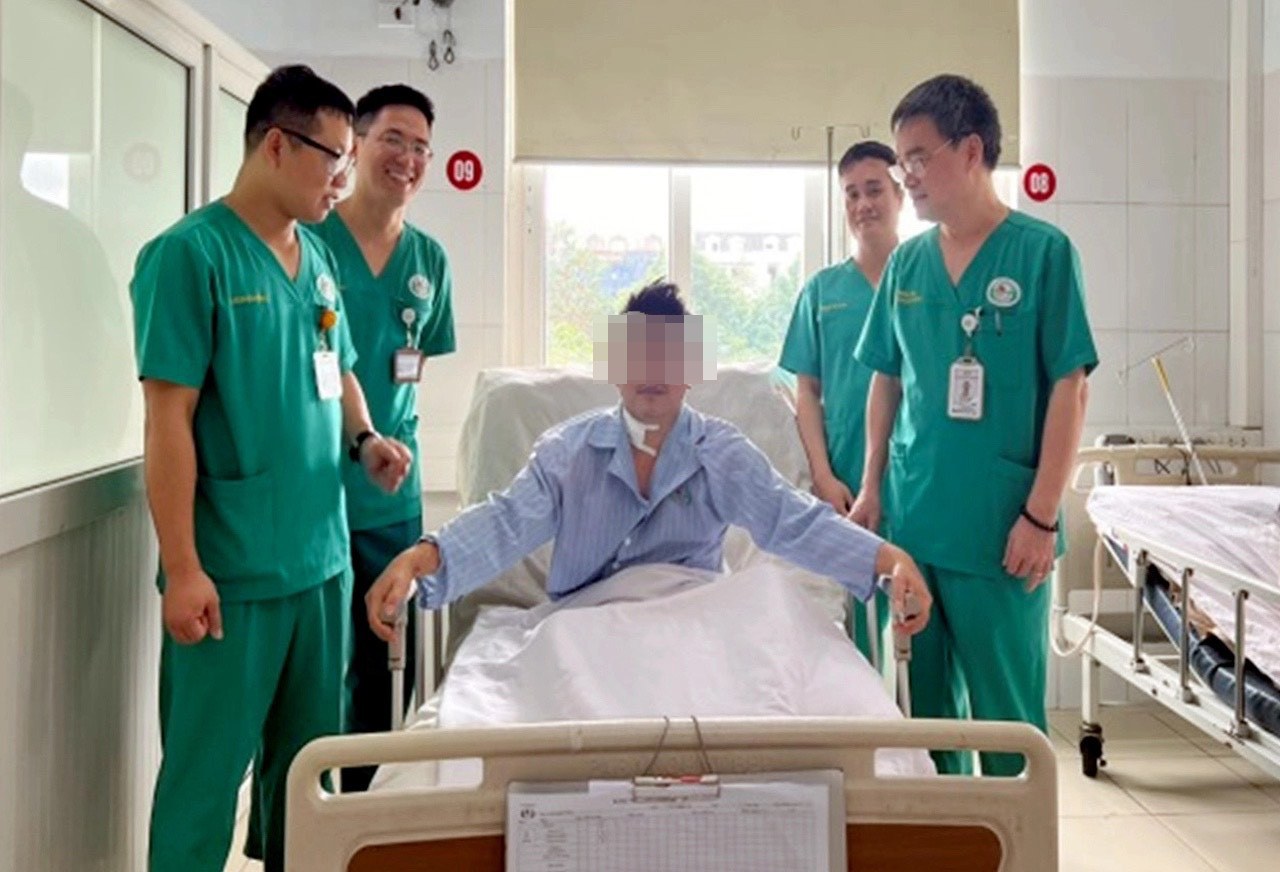 Sau 3 ngày điều trị, bệnh nhân B. đã ổn định sức khỏe. Sau 3 ngày điều trị, bệnh nhân B. đã ổn định sức khỏe.