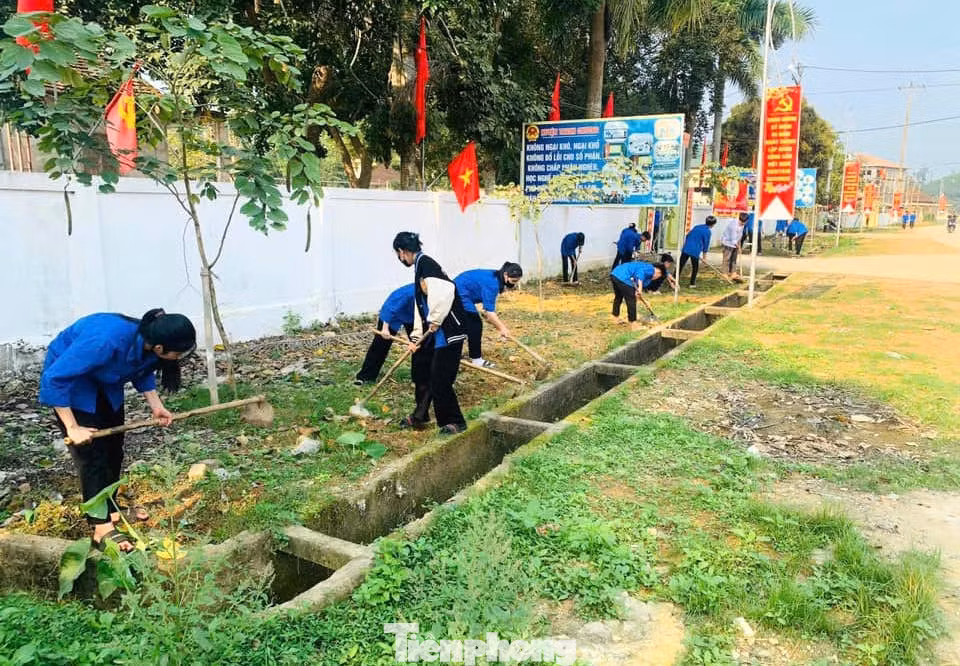 Trong đó, có 225 đội hình thanh niên tình nguyện xây dựng đô thị văn minh được triển khai.