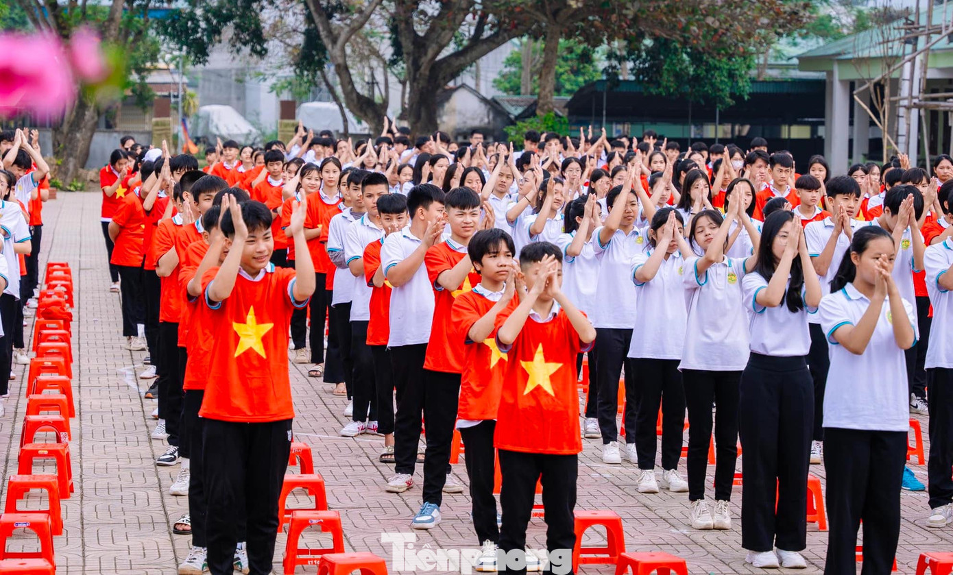 Đây là hoạt động thiết thực, ý nghĩa của tuổi trẻ Con Cuông hưởng ứng cuộc vận động “Tự hào một dải non sông”. Qua đó nhằm tăng cường giáo dục lòng yêu nước, ý thức về chủ quyền quốc gia, dân tộc cho thanh thiếu nhi; giúp đoàn viên, thanh thiếu nhi hiểu về đất nước để yêu hơn mảnh đất thân yêu hình chữ S.