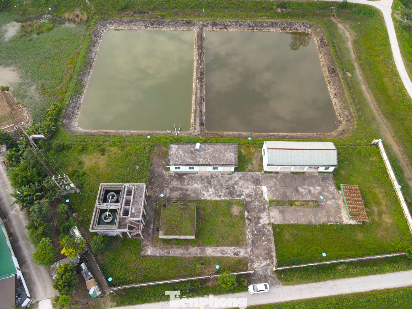 Theo thiết kế, nhà máy này có công suất 1.000 m3/ngày đêm để cung cấp cho hàng nghìn hộ dân trên địa bàn xã Hưng Thông. Dự án được xây dựng với nhiều hạng mục như: nhà điều hành, mạng lưới đường ống cấp nước, khu xử lý, hồ chứa nước, hệ thống điện…