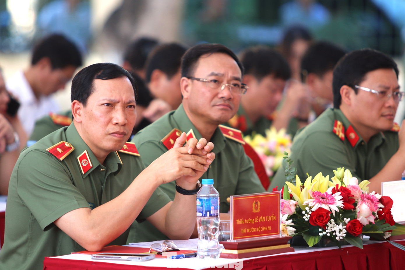 Các đại biểu tham dự Ngày hội Toàn dân bảo vệ an ninh Tổ quốc tại phường Nghi Thu năm 2023 (TX. Cửa Lò, Nghệ An). Các đại biểu tham dự Ngày hội Toàn dân bảo vệ an ninh Tổ quốc tại phường Nghi Thu năm 2023 (TX. Cửa Lò, Nghệ An).