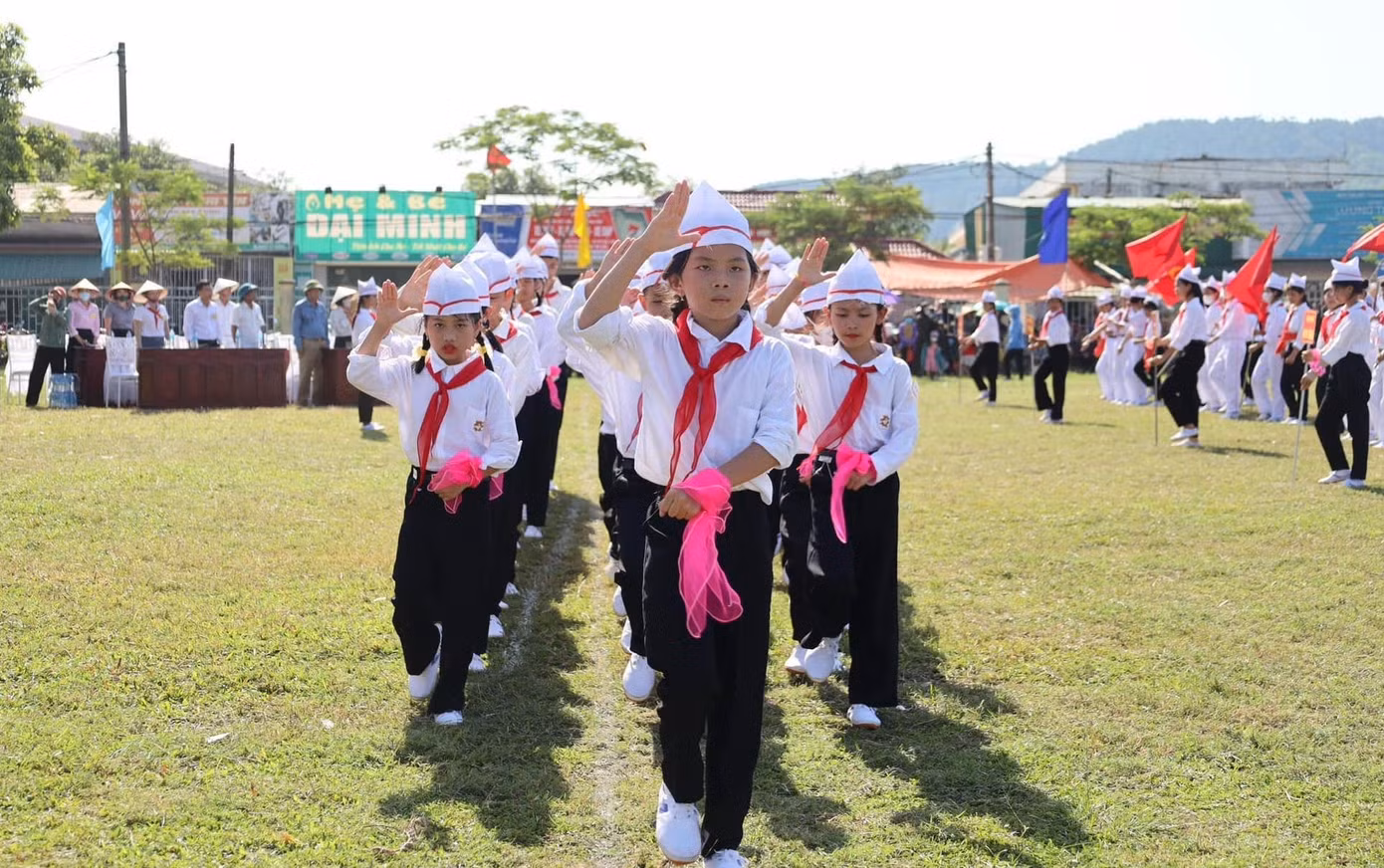 Thể hiện phần thi, hội diễn một cách đẹp nhất, xuất sắc nhất.