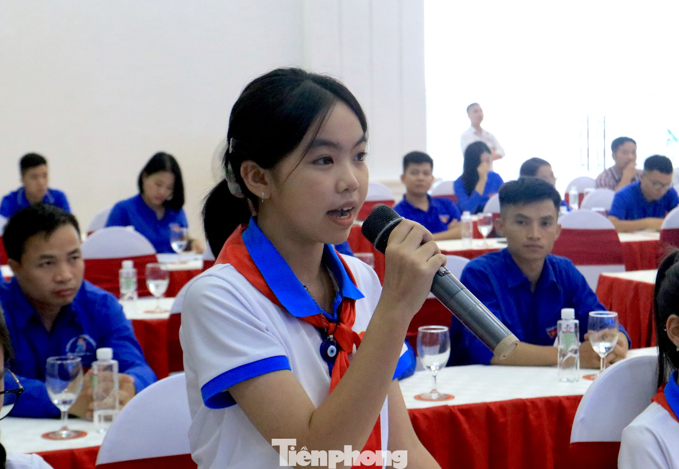 Nhiều vấn đề "nóng" đã được các thanh thiếu nhi đặt câu hỏi tại Hội nghị.
