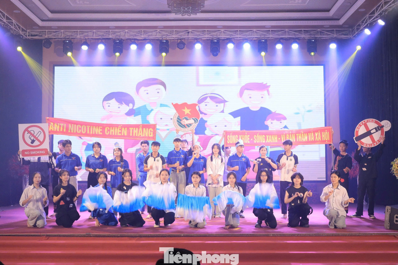 Ngày 10/11, Ban Thường vụ Tỉnh Đoàn Nghệ An phối hợp Sở Y tế Nghệ An tổ chức vòng thi chung kết cuộc thi “Tìm hiểu luật phòng, chống tác hại của thuốc lá cho đoàn viên thanh niên tỉnh Nghệ An năm 2024”. Ngày 10/11, Ban Thường vụ Tỉnh Đoàn Nghệ An phối hợp Sở Y tế Nghệ An tổ chức vòng thi chung kết cuộc thi “Tìm hiểu luật phòng, chống tác hại của thuốc lá cho đoàn viên thanh niên tỉnh Nghệ An năm 2024”.