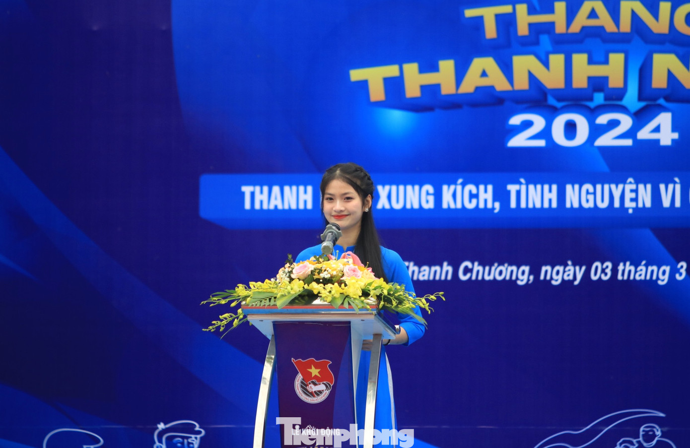 Hưởng ứng lời kêu gọi, em Nguyễn Ngọc Tuệ Đan - đại diện đoàn viên thanh niên thể hiện quyết tâm của đoàn viên thanh niên thực hiện thành công mục tiêu, kế hoạch Tháng thanh niên năm 2024. “Với tinh thần xung kích, tình nguyện, sáng tạo của tuổi trẻ, tôi xin hứa: bằng sức trẻ, nhiệt huyết, với những kiến thức của mình sẽ tiếp tục phát huy tính sáng tạo, tinh thần xung kích, tình nguyện, tích cực, chủ động tham gia các hoạt động trong tháng thanh niên, góp phần xây dựng quê hương, đất nước giàu mạnh và văn minh”, em Nguyễn Ngọc Tuệ Đan phát biểu. Hưởng ứng lời kêu gọi, em Nguyễn Ngọc Tuệ Đan - đại diện đoàn viên thanh niên thể hiện quyết tâm của đoàn viên thanh niên thực hiện thành công mục tiêu, kế hoạch Tháng thanh niên năm 2024. “Với tinh thần xung kích, tình nguyện, sáng tạo của tuổi trẻ, tôi xin hứa: bằng sức trẻ, nhiệt huyết, với những kiến thức của mình sẽ tiếp tục phát huy tính sáng tạo, tinh thần xung kích, tình nguyện, tích cực, chủ động tham gia các hoạt động trong tháng thanh niên, góp phần xây dựng quê hương, đất nước giàu mạnh và văn minh”, em Nguyễn Ngọc Tuệ Đan phát biểu.