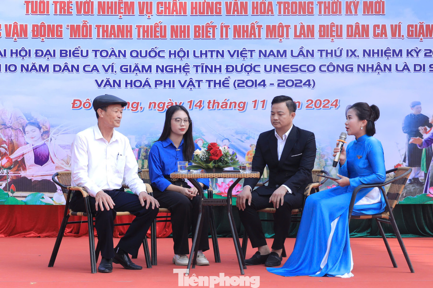 Tại Chương trình, các bạn đoàn viên thanh niên, học sinh được lắng nghe chia sẻ, trao đổi từ các nghệ nhân, các khách mời có sự am hiểu về các làn điệu dân ca Ví, Giặm; đôi nét đặc trưng, ý nghĩa và sự cần thiết phải bảo tồn và phát huy giá trị đó. Trong đó có sự tham gia của nghệ nhân ưu tú Đình Kỳ - Chủ nhiệm CLB dân ca Ví, Giặm xã Tân Sơn đã chia sẻ về quá trình bén duyên với những làn điệu dân ca Ví, Giặm.