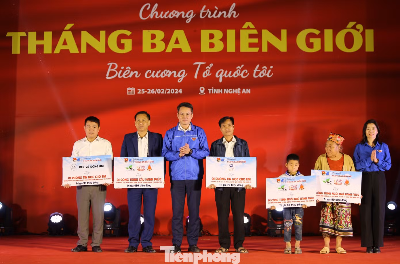 Nhiều công trình an sinh được triển khai đến các địa phương trên địa bàn. Nhiều công trình an sinh được triển khai đến các địa phương trên địa bàn.