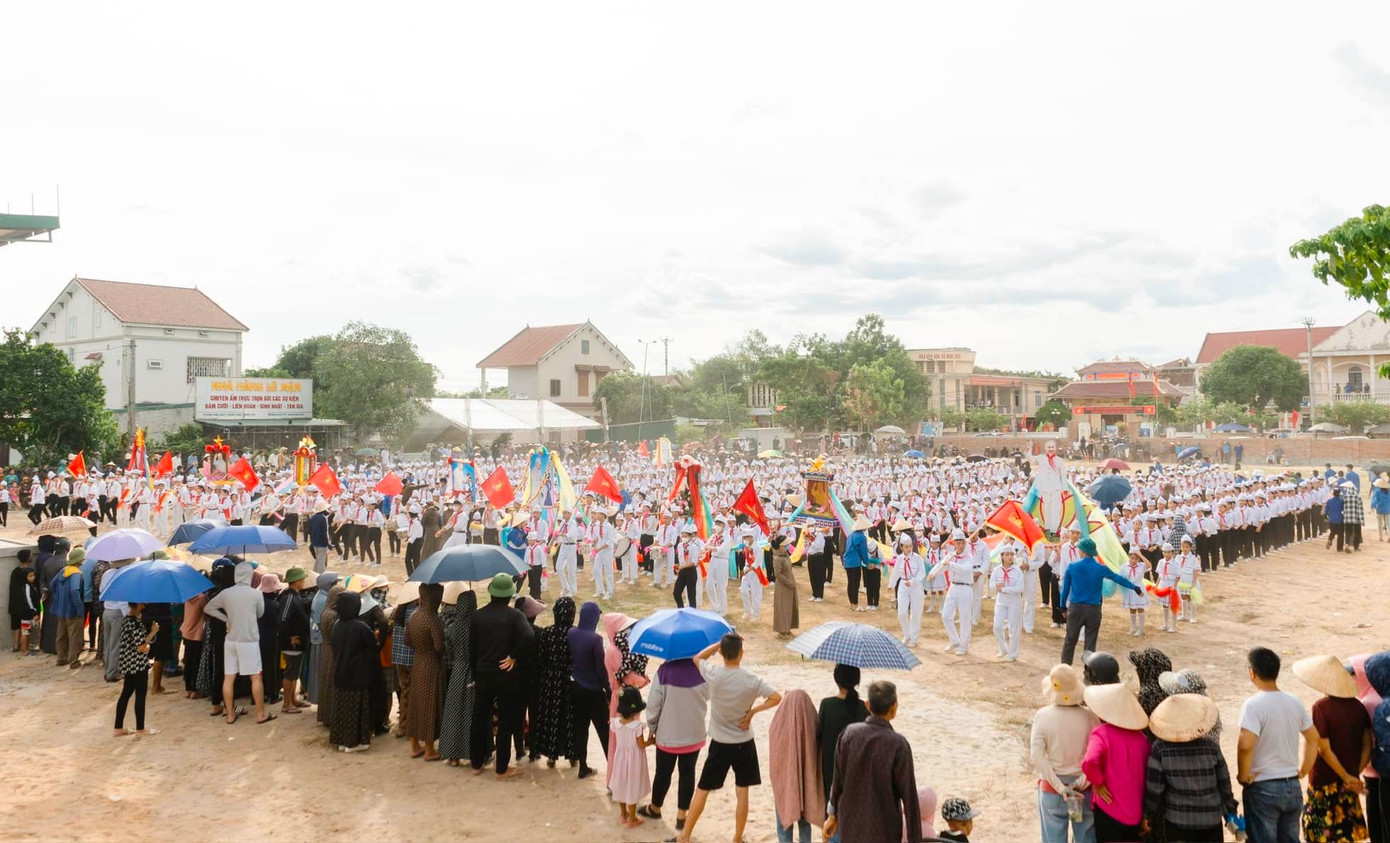Ngày hội thu hút sự quan tâm của phụ huynh và người dân trên địa bàn, lan tỏa tinh thần yêu quê hương, đất nước, niềm tự hào dân tộc và truyền thống vẻ vang của tổ chức Đoàn, Đội.