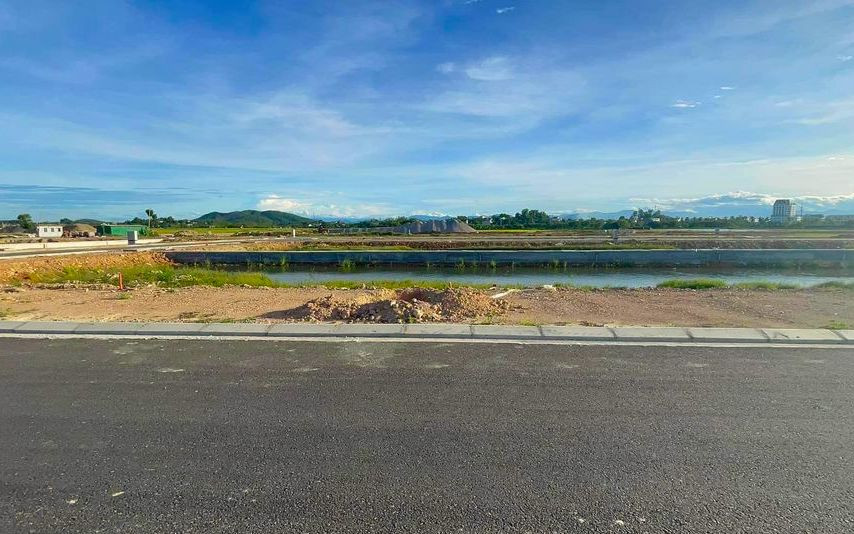 Một khu đất quy hoạch ở vùng Đồng Màu (xã Yên Sơn, huyện Đô Lương, Nghệ An). Một khu đất quy hoạch ở vùng Đồng Màu (xã Yên Sơn, huyện Đô Lương, Nghệ An).