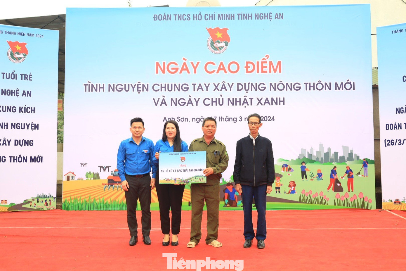 Tại chương trình, Ban Thường vụ Tỉnh Đoàn Nghệ An đã triển khai, trao tặng nhiều công trình, phần quà ý nghĩa đến với người dân, đoàn viên thanh niên trên địa bàn. Tại chương trình, Ban Thường vụ Tỉnh Đoàn Nghệ An đã triển khai, trao tặng nhiều công trình, phần quà ý nghĩa đến với người dân, đoàn viên thanh niên trên địa bàn.