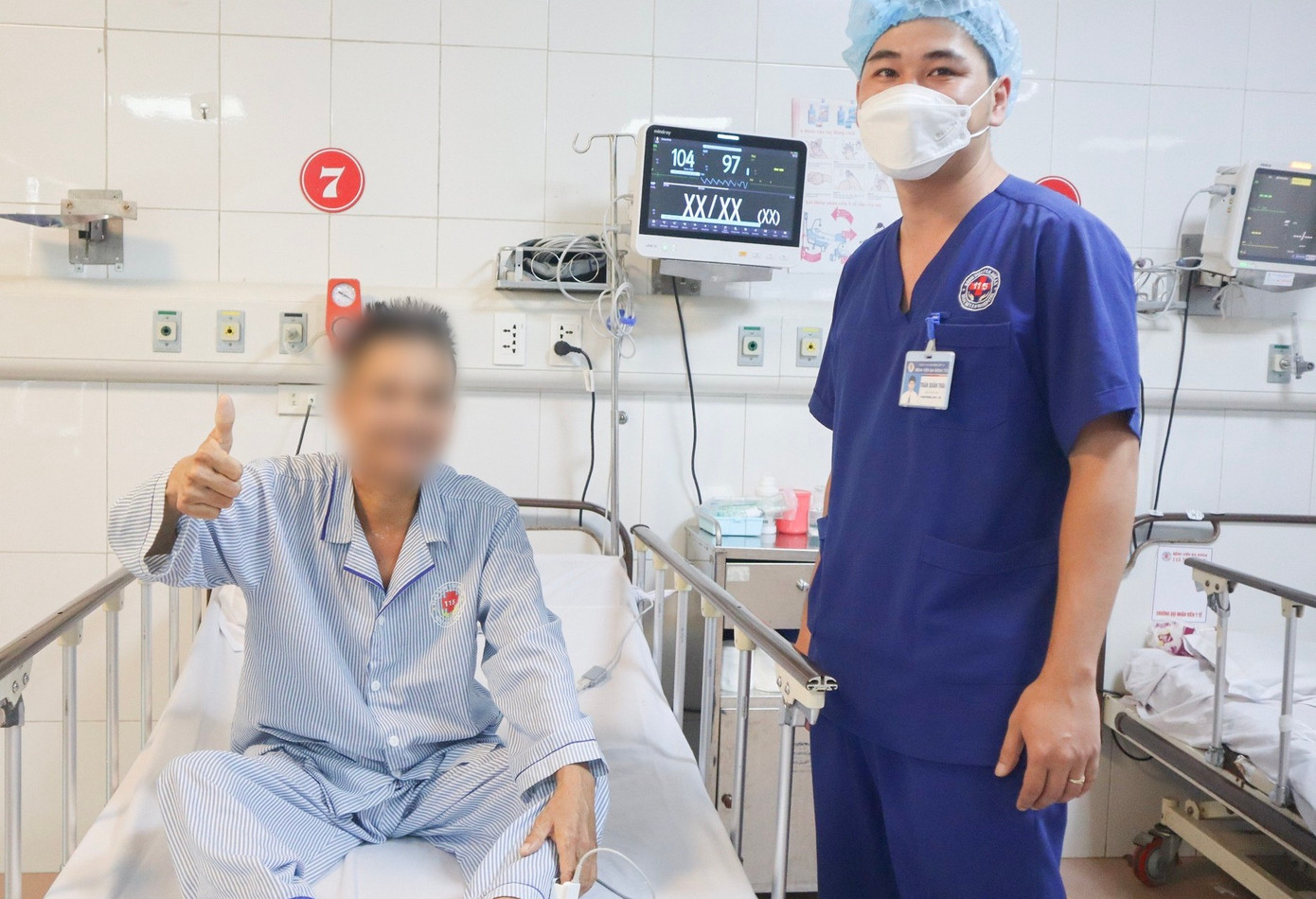 Bệnh nhân V. đã được cứu sống thành công sau nhiều ngày nằm viện.
