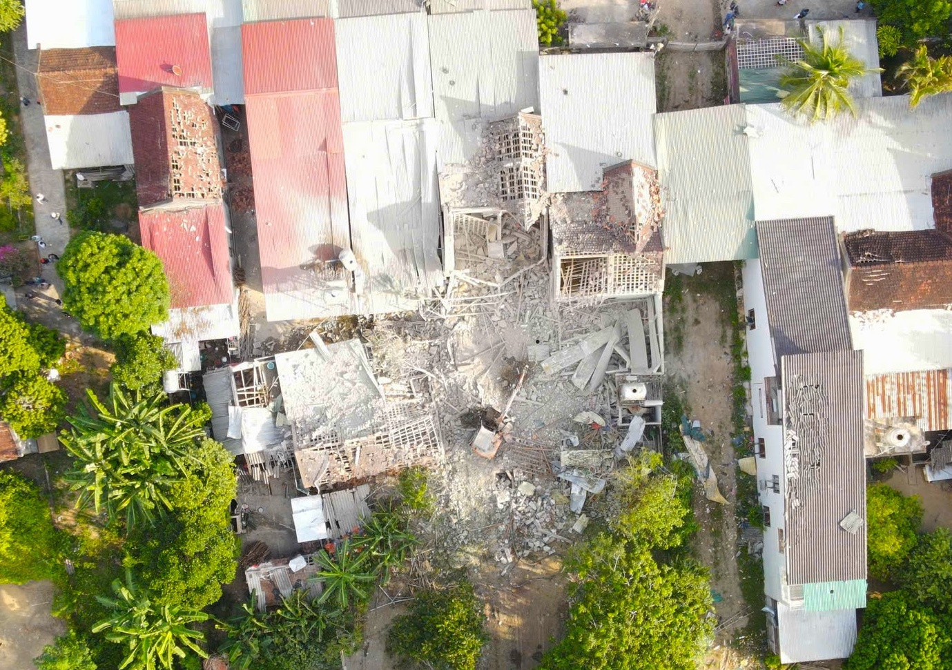 Hiện trường vụ việc. Hiện trường vụ việc.