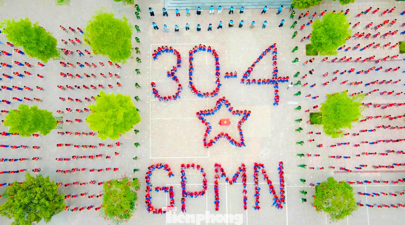 Những hoạt động tuyên truyền tổ chức tại các trường học giúp học sinh thêm hiểu biết và thêm yêu lá cờ đỏ sao vàng, qua đó khơi dậy trong các em tình yêu quê hương và tự hào dân tộc.