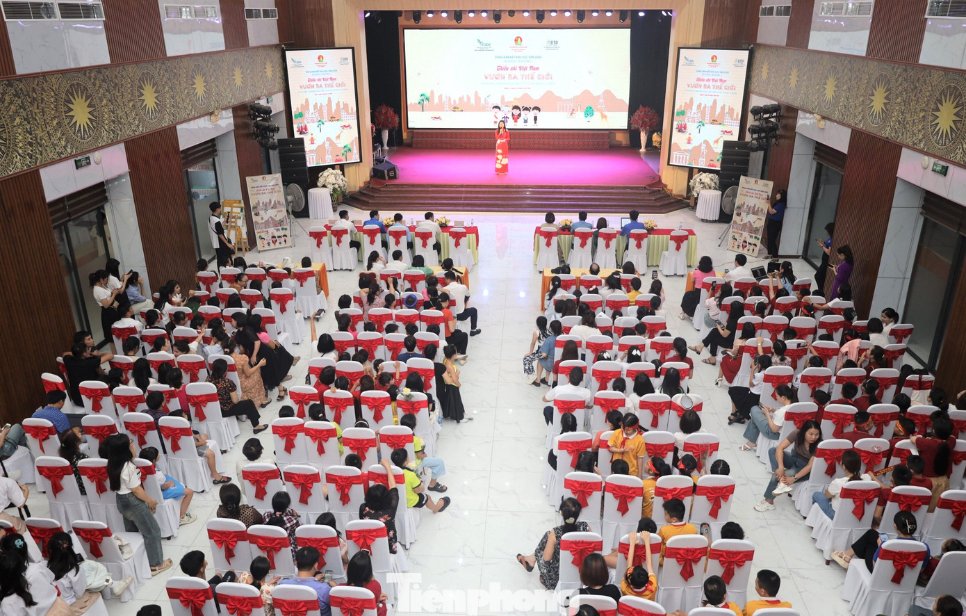 Ngày 4/6, tại thành phố Vinh (Nghệ An), Hội đồng Đội T.Ư đã tổ chức vòng bán kết khu vực Bắc Trung Bộ sân chơi Thiếu nhi Việt Nam - Vươn ra thế giới.