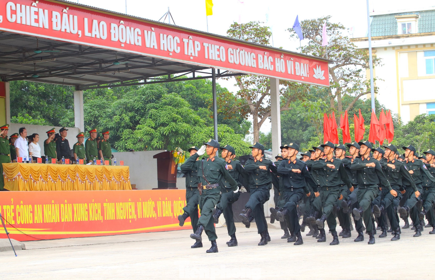 Kết quả, 100% chiến sỹ được công nhận hoàn thành chương trình huấn luyện. Trong đó có 137 chiến sỹ đạt loại giỏi, 316 chiến sỹ đạt loại khá, 222 chiến sỹ đạt loại trung bình khá và 99 chiến sỹ đạt loại trung bình.