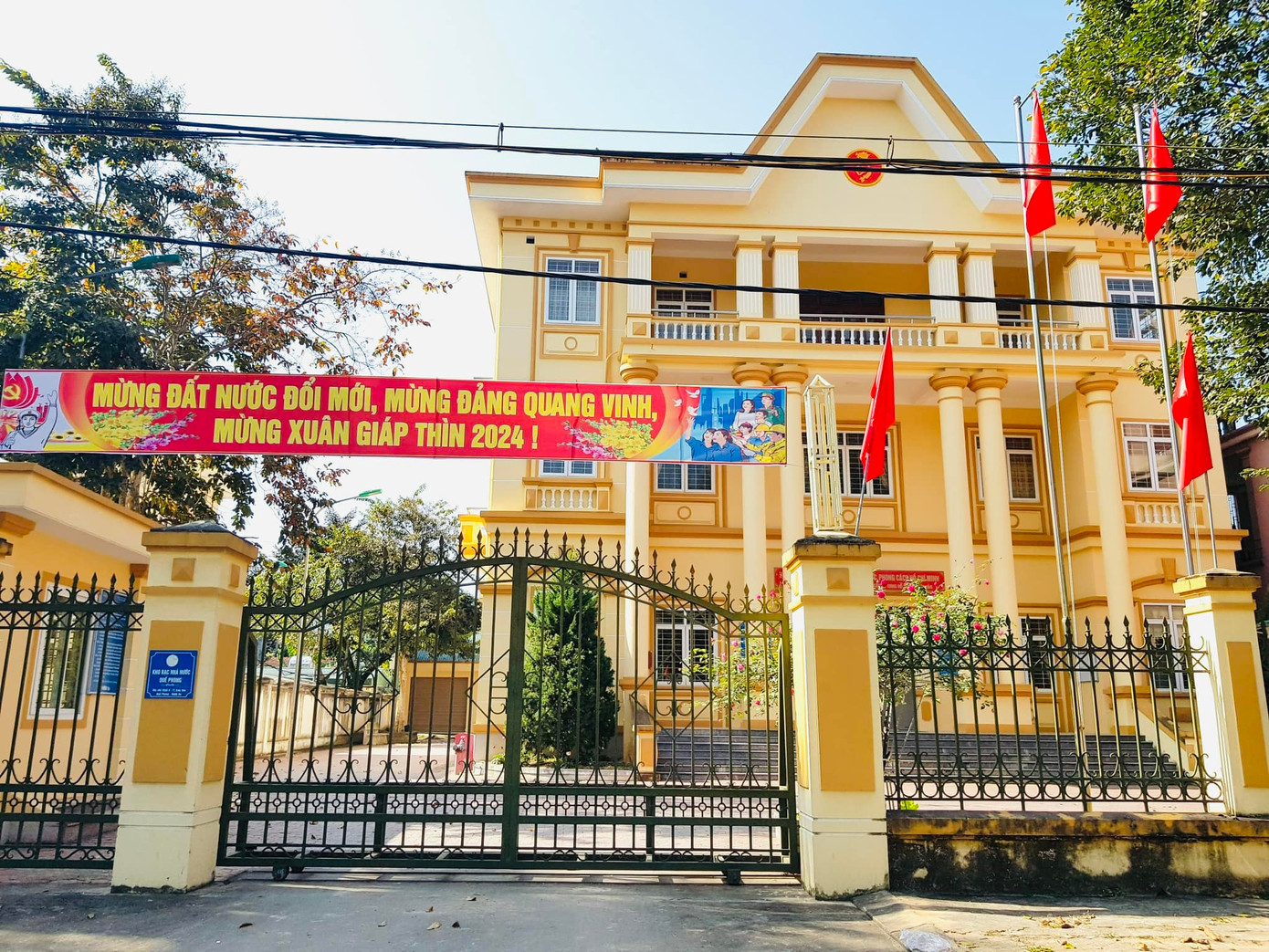 Trụ sở Kho bạc Nhà nước huyện Quế Phong không sử dụng sau khi sáp nhập với Kho bạc Nhà nước huyện Quỳ Châu.