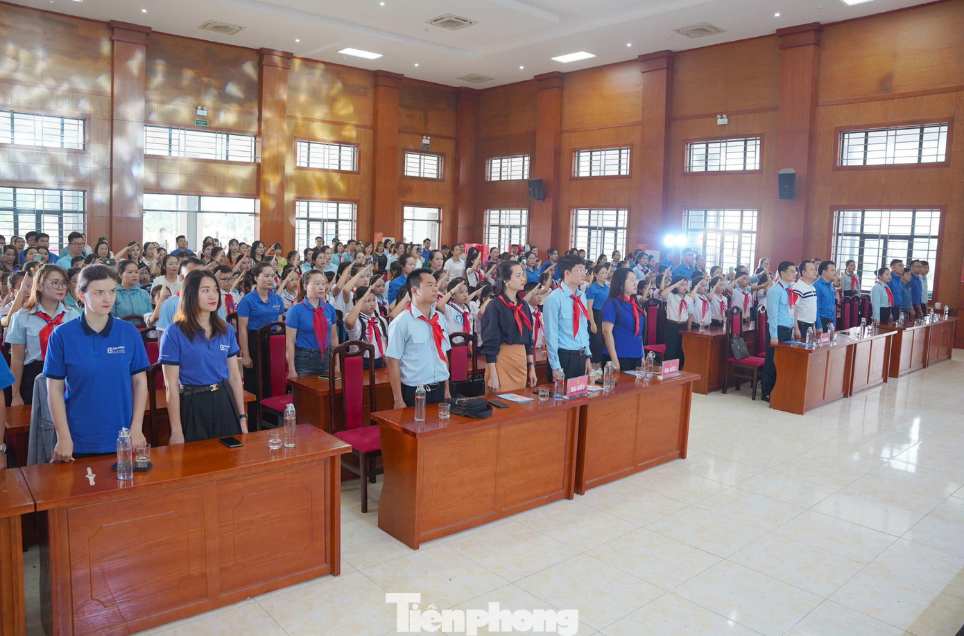 Toàn cảnh cuộc thi. Toàn cảnh cuộc thi.