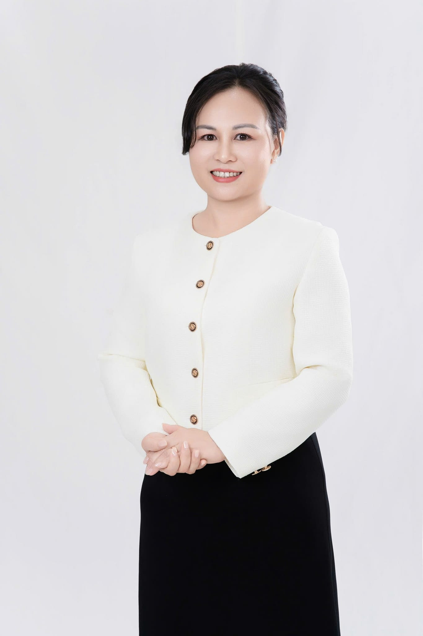 Giám đốc Lê Thị Huyền Nhung cam kết sẽ không ngừng đổi mới, nâng cao chất lượng dịch vụ để tiếp tục xứng đáng với niềm tin mà khách hàng gửi gắm.