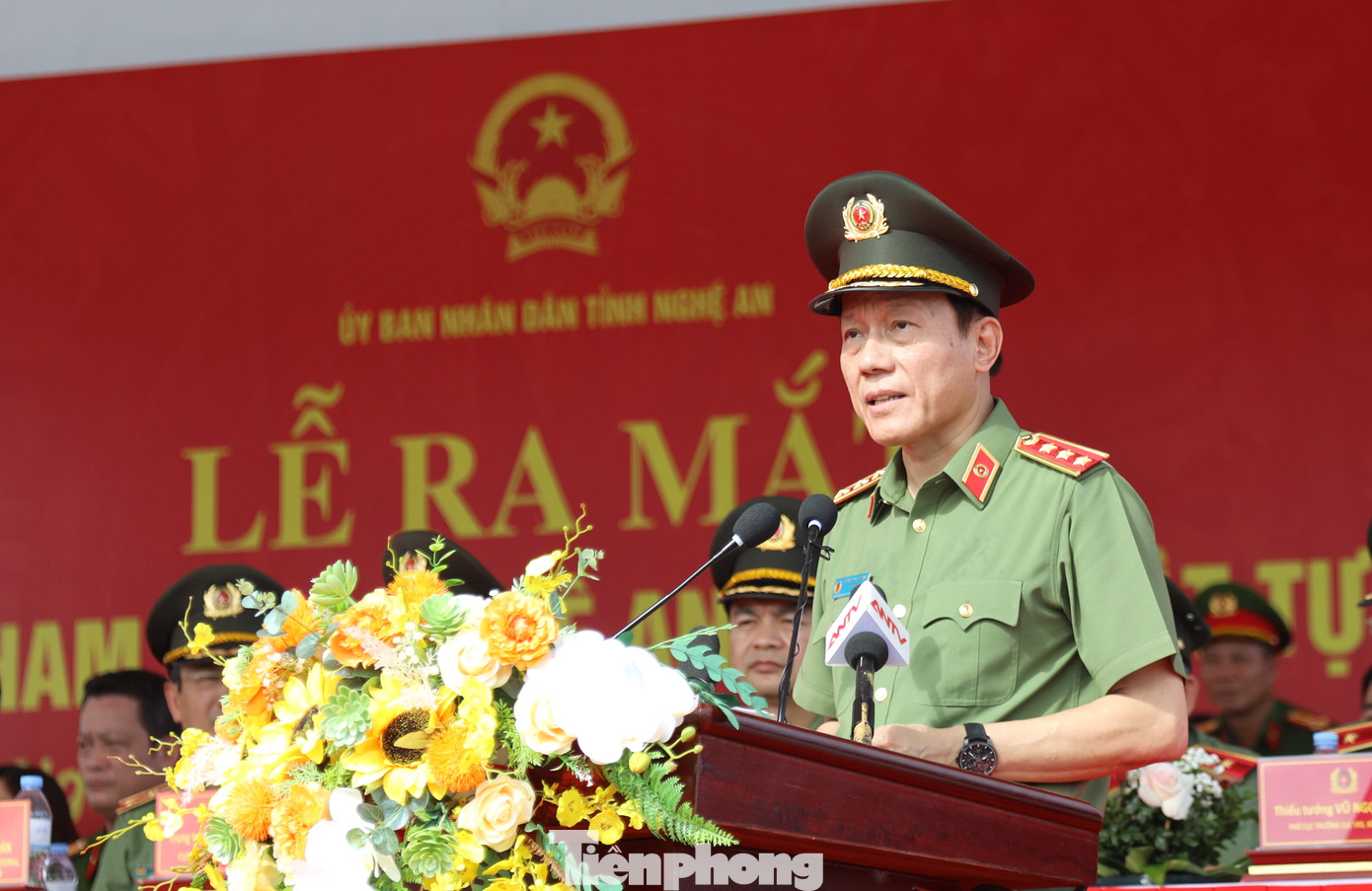 Thượng tướng Lương Tam Quang - Bộ trưởng Bộ Công an phát biểu tại buổi lễ ra mắt. Thượng tướng Lương Tam Quang - Bộ trưởng Bộ Công an phát biểu tại buổi lễ ra mắt.