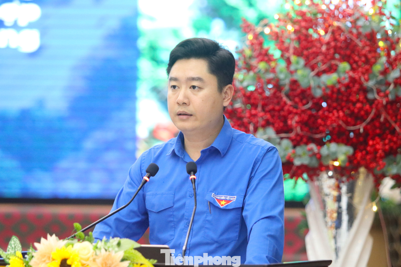 Bí thư Tỉnh Đoàn Nghệ An Lê Văn Lương nêu ra những chỉ tiêu và nhóm các nhiệm vụ, giải pháp chủ yếu. Bí thư Tỉnh Đoàn Nghệ An Lê Văn Lương nêu ra những chỉ tiêu và nhóm các nhiệm vụ, giải pháp chủ yếu.