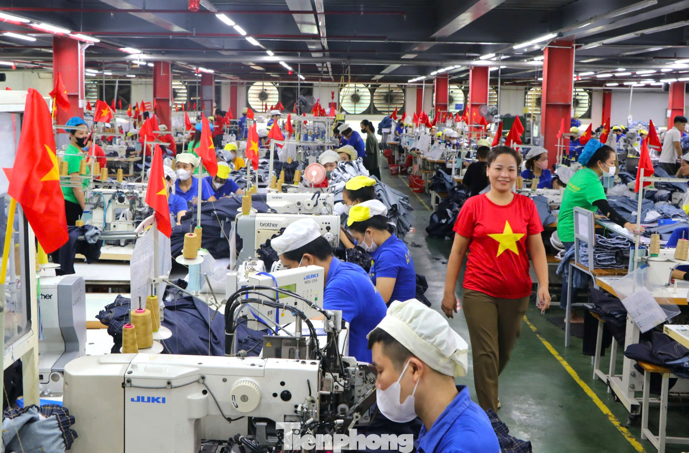 Nghệ An hiện có 15,5 nghìn doanh nghiệp với gần 350 nghìn lao động đang làm việc.