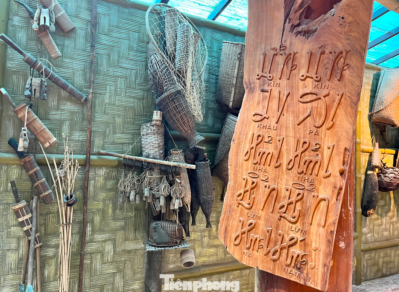 Những đồ vật mang nhiều giá trị và ý nghĩa lớn. Từ đó, giúp mọi người có thể hiểu thêm về cuộc sống của đồng bào dân tộc Thái xưa kia.