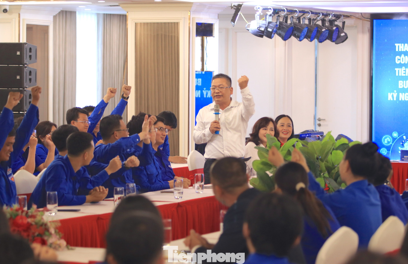 Thạc sĩ Nguyễn Xuân Trung phát biểu chương trình.