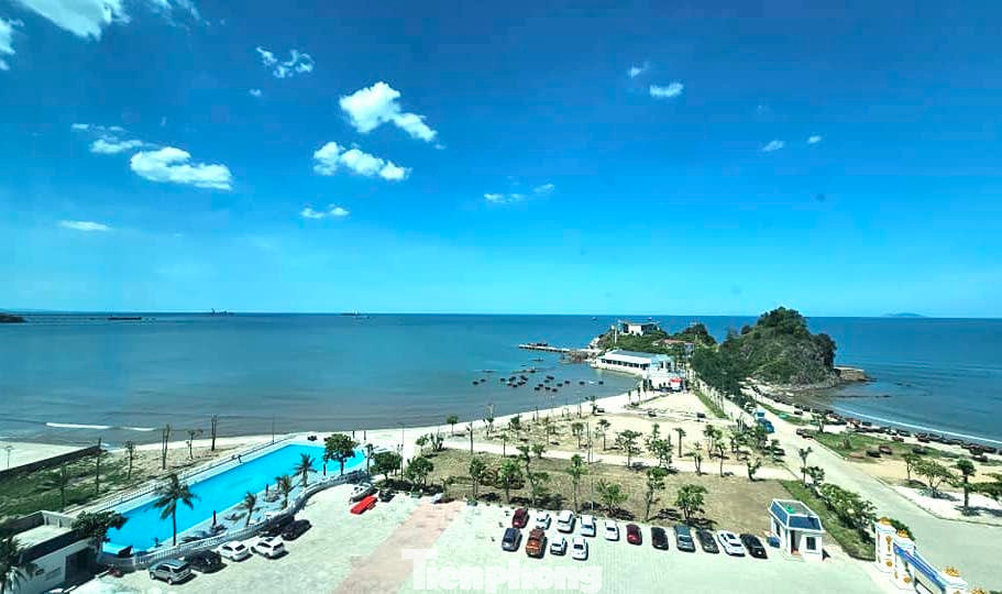 Dự án được phê duyệt quy hoạch chi tiết vào tháng 3/2014, điều chỉnh vào tháng 2/2016 và được Sở Xây dựng Nghệ An cấp phép vào tháng 6/2015, tháng 9/2016. Dự án được phép điều chỉnh tiến độ đến năm 2020 hoàn thành. Tuy nhiên thực tế đến nay, dự án vẫn chưa được hoàn thành. Hiện nhiều công trình trong dự án này chưa được chủ đầu tư xây dựng theo quy hoạch. Nhiều công trình đã được xây dựng nhưng sai với quy hoạch được phê duyệt. Dự án được phê duyệt quy hoạch chi tiết vào tháng 3/2014, điều chỉnh vào tháng 2/2016 và được Sở Xây dựng Nghệ An cấp phép vào tháng 6/2015, tháng 9/2016. Dự án được phép điều chỉnh tiến độ đến năm 2020 hoàn thành. Tuy nhiên thực tế đến nay, dự án vẫn chưa được hoàn thành. Hiện nhiều công trình trong dự án này chưa được chủ đầu tư xây dựng theo quy hoạch. Nhiều công trình đã được xây dựng nhưng sai với quy hoạch được phê duyệt.