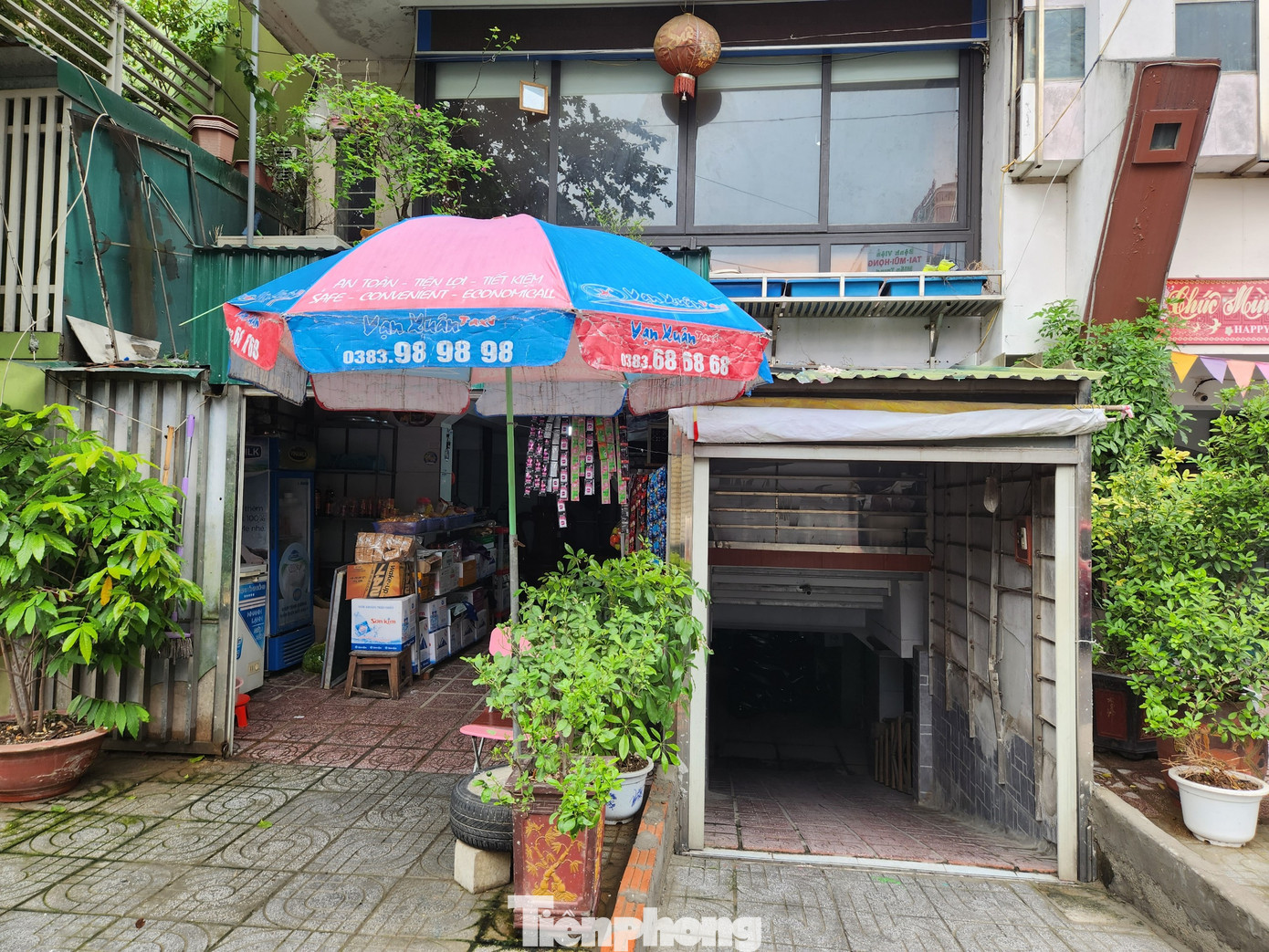 Tầng G là sử dụng chung nhưng chủ đầu tư đã bán cho 1 hộ dân làm nhà ở...