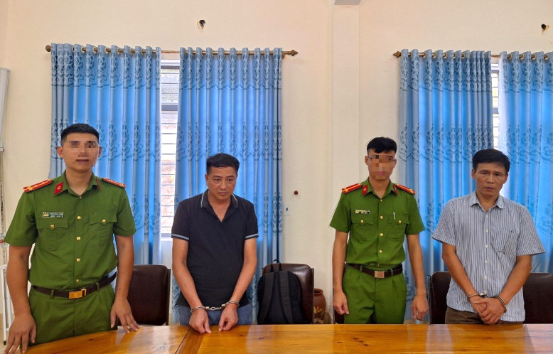 Trong năm 2024, cơ quan thanh tra đã chuyển hồ sơ sang cơ quan cảnh sát điều tra Công an huyện Kỳ Sơn giải quyết và khởi tố vụ án về Vi phạm xảy ra tại Trường Phổ thông dân tộc bán trú, Trung học cơ sở Na Ngoi (xã Na Ngoi, huyện Kỳ Sơn). Trong năm 2024, cơ quan thanh tra đã chuyển hồ sơ sang cơ quan cảnh sát điều tra Công an huyện Kỳ Sơn giải quyết và khởi tố vụ án về Vi phạm xảy ra tại Trường Phổ thông dân tộc bán trú, Trung học cơ sở Na Ngoi (xã Na Ngoi, huyện Kỳ Sơn).