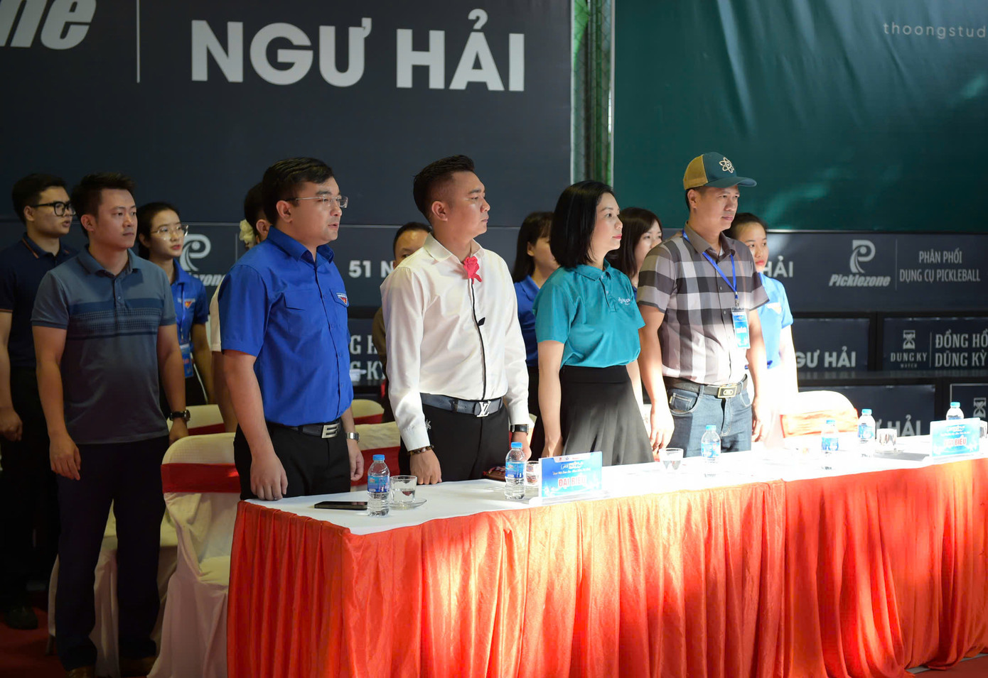 Các đại biểu tham dự buổi lễ khai mạc. Các đại biểu tham dự buổi lễ khai mạc.