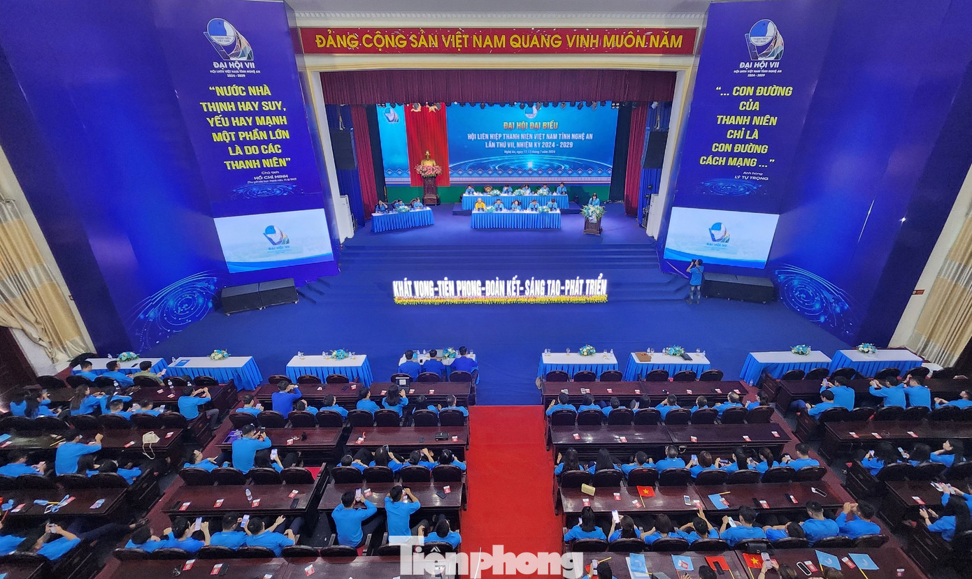 Toàn cảnh Đại hội đại biểu Hội LHTN tỉnh Nghệ An lần thứ VII