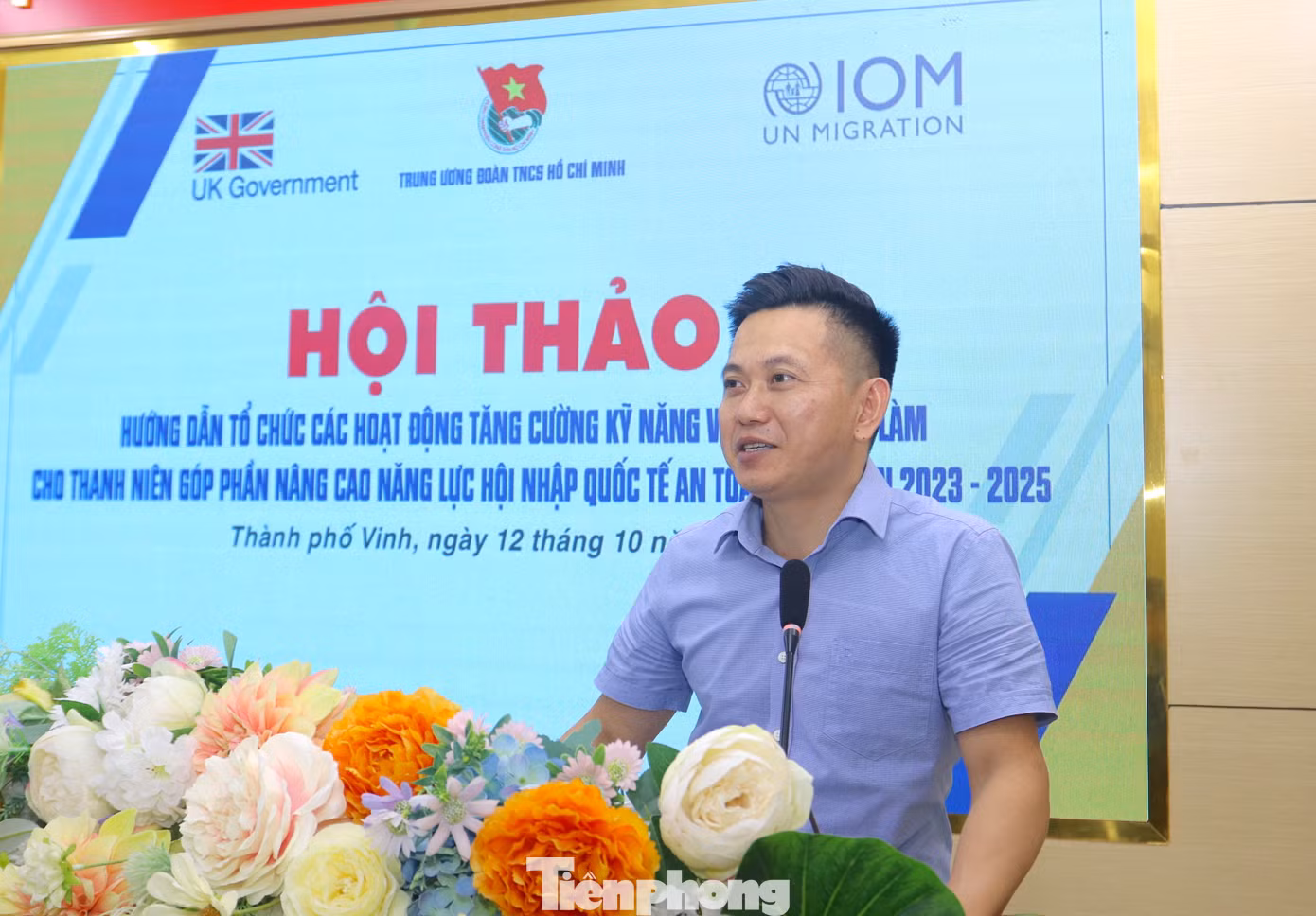 Anh Cao Xuân Thảo - Phó Chủ tịch thường trực Hội LHTN Việt Nam tỉnh Nghệ An, Trưởng ban Phong trào Tỉnh Đoàn Nghệ An phát biểu tại hội thảo. Anh Cao Xuân Thảo - Phó Chủ tịch thường trực Hội LHTN Việt Nam tỉnh Nghệ An, Trưởng ban Phong trào Tỉnh Đoàn Nghệ An phát biểu tại hội thảo.