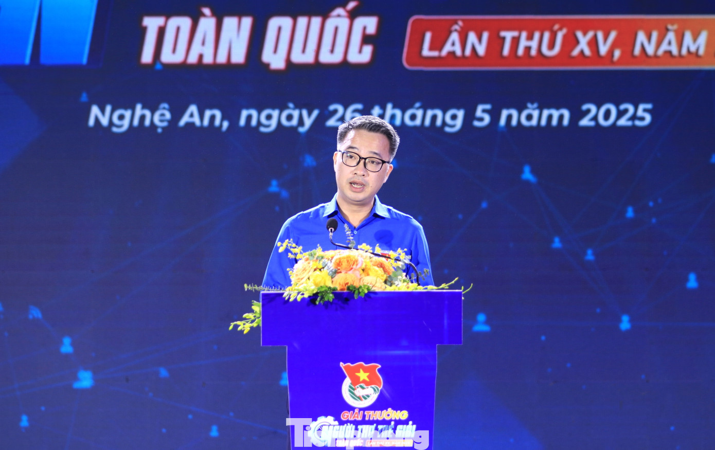 Anh Nguyễn Tường Lâm - Bí thư T.Ư Đoàn, Chủ tịch T.Ư Hội LHTN Việt Nam phát biểu khai mạc chương trình. Anh Nguyễn Tường Lâm - Bí thư T.Ư Đoàn, Chủ tịch T.Ư Hội LHTN Việt Nam phát biểu khai mạc chương trình.