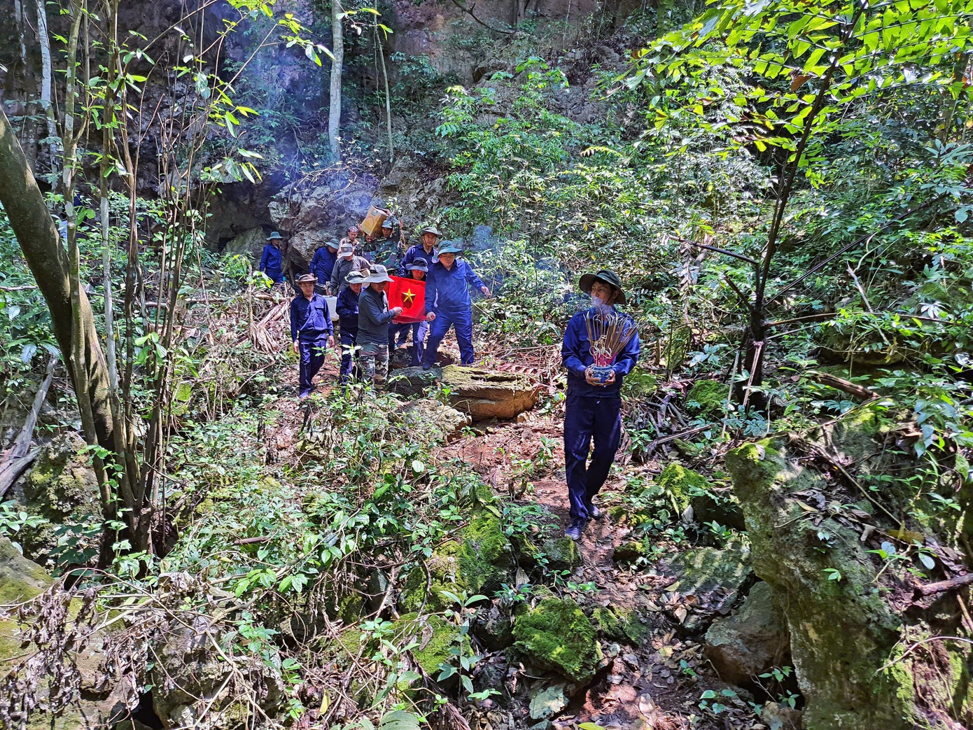 Dự kiến, ngày 20/5/2025 sẽ tổ chức Lễ truy điệu và an táng liệt sĩ tại Nghĩa trang liệt sĩ huyện Nghi Lộc (Nghệ An). Dự kiến, ngày 20/5/2025 sẽ tổ chức Lễ truy điệu và an táng liệt sĩ tại Nghĩa trang liệt sĩ huyện Nghi Lộc (Nghệ An).