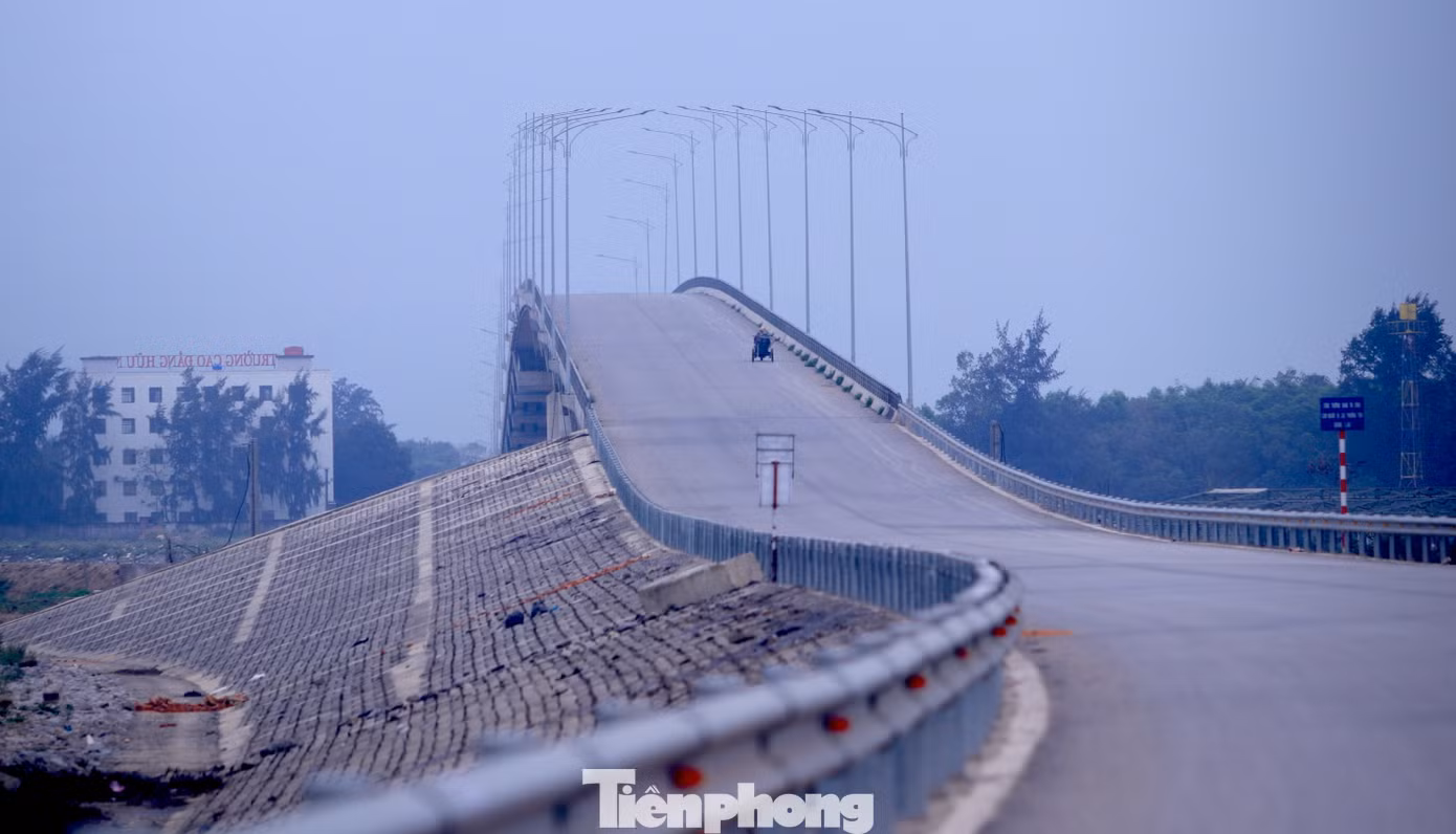 Cầu Diễn Thành (huyện Diễn Châu, Nghệ An) đã được xây dựng hoàn thiện.